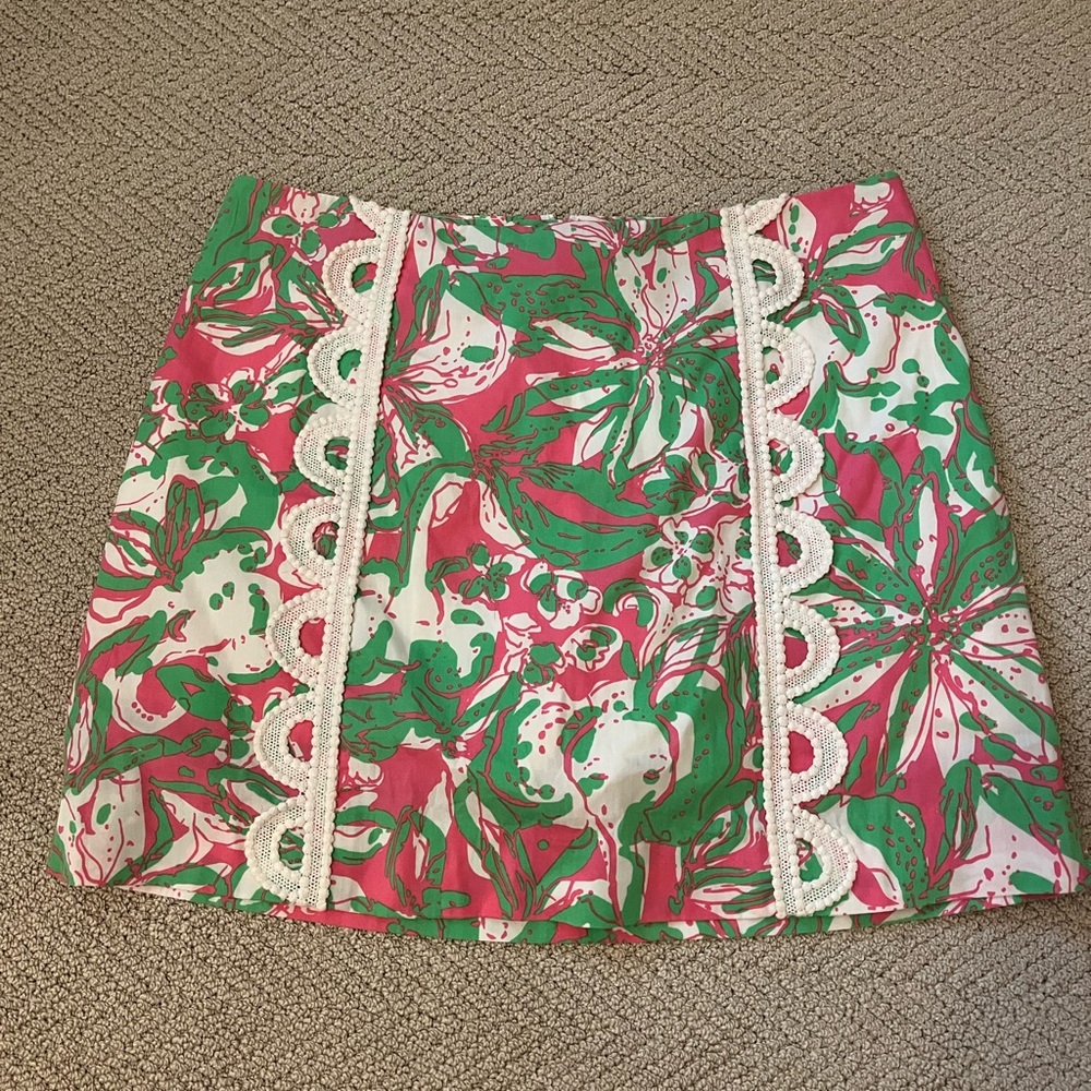 Lilly Pulitzer Green and Pink Mini Skirt Resort Wear
